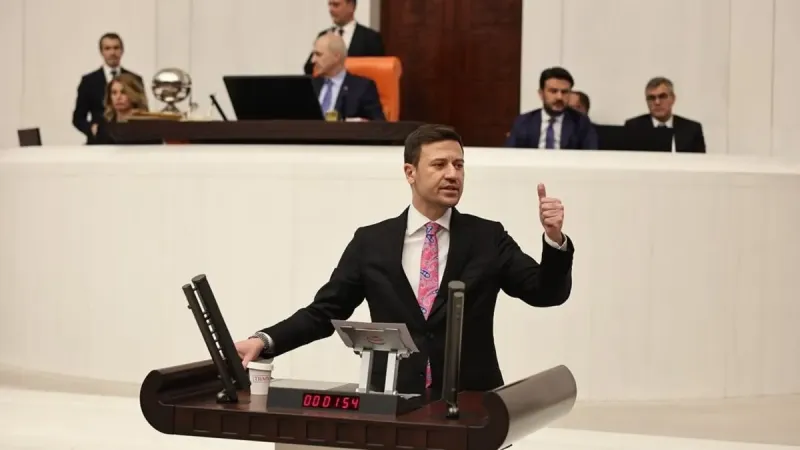Özgür Özel'e Şok Sözler! AK Partili Baykoç'tan Sert Cevap