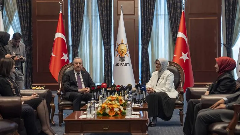 AKP ile MHP heyetleri arasında bayramlaşma ziyareti: Anayasa değişikliği çağrısı yapıldı
