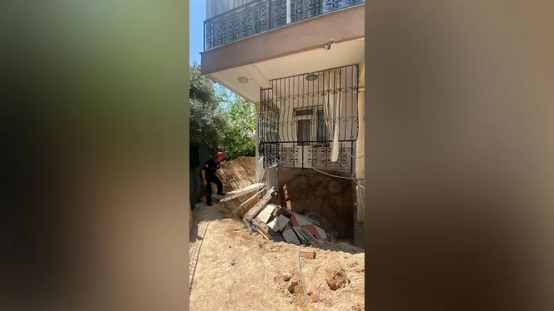 Antalya'da korkunç kaza: Üzerine balkon çöken işçi hayatını kaybetti