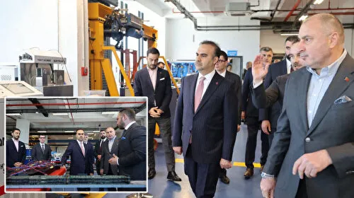 Bakan Kacır: Savunma sanayine güç veren girişimlere desteğimiz sürecek