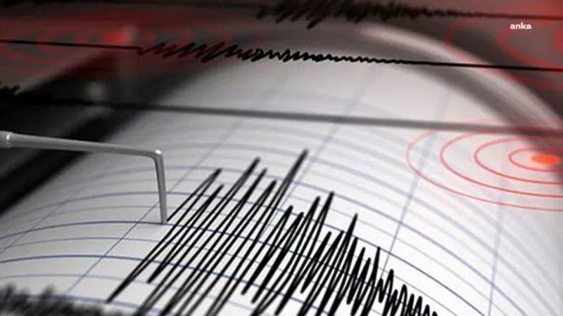 Endonezya'da Şiddetli Deprem! Tsunami Alarmı Verildi mi?