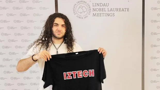 Fizikçi Dr. Yusuf Karlı’dan Cambridge’de kuantum dersleri