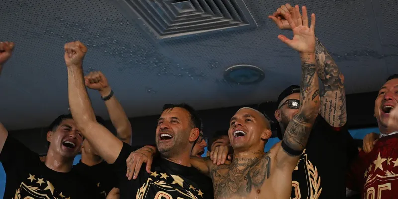 Galatasaray Okan Buruk kararını verdi