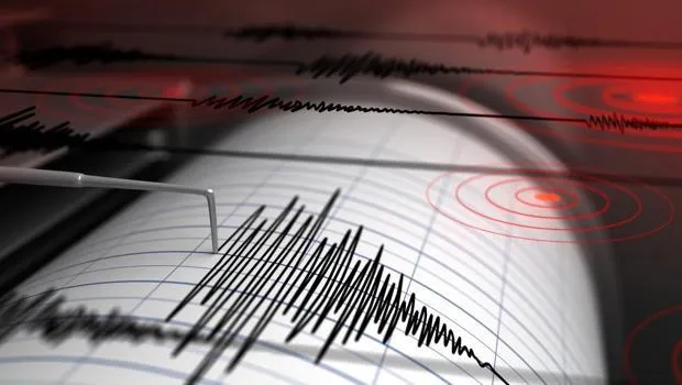 Girit'te Korkutan Deprem! Derinlik Şoke Etti!