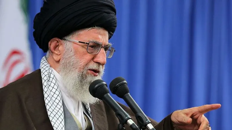 İran lideri Hamaney, İsrail'e sert karşılık vereceklerini açıkladı