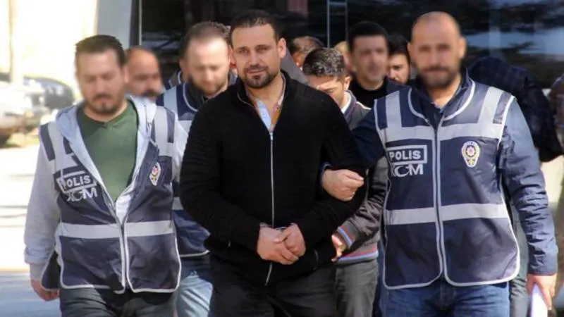 Sahte Diploma Skandalı: Tahliye Şoku ve Firari Liderler!