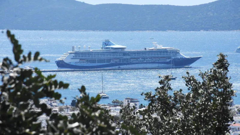 Bodrum'a Dev Kruvaziyer Geldi! 1874 Turistle Bodrum Coştu!