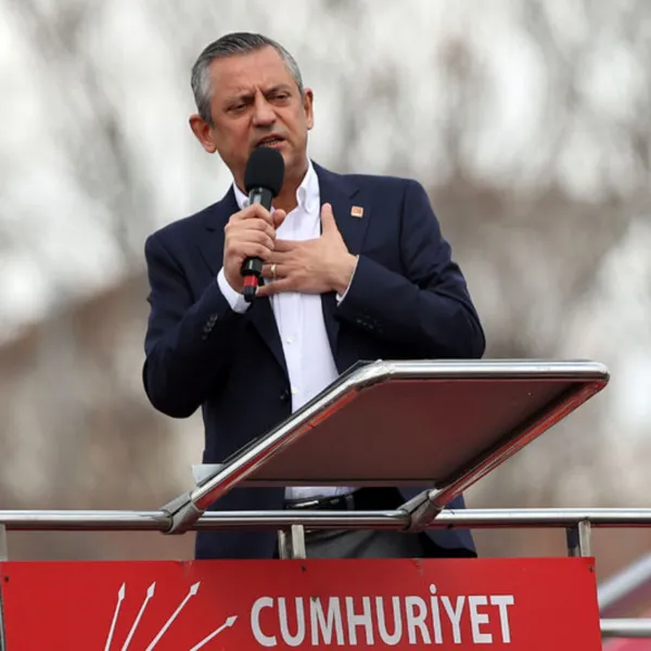 Özgür Özel Van'ı Salladı! CHP'den Kritik Seçim Mesajları