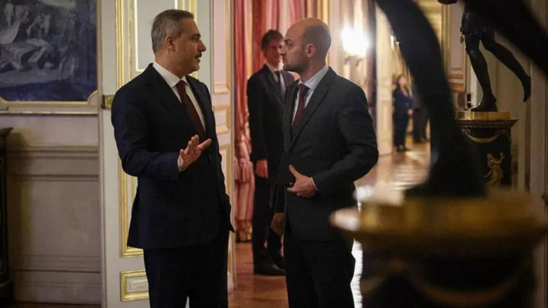 Fidan ve Barrot Paris'te Buluştu! Kritik Görüşmenin Detayları