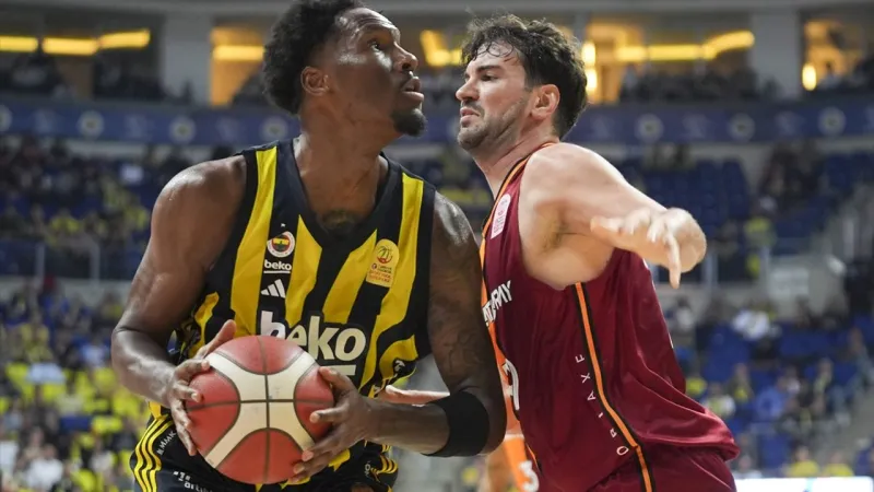 Fenerbahçe Beko'dan Derbi Şov! Galatasaray'a Fark Attı!