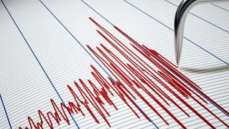 Filipinler açıklarında 6,2 büyüklüğünde deprem