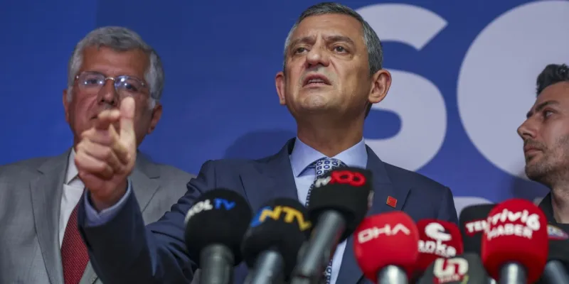 Özgür Özel'den İBB Operasyonuna Şok Sözler: Rant mı Hedefte?