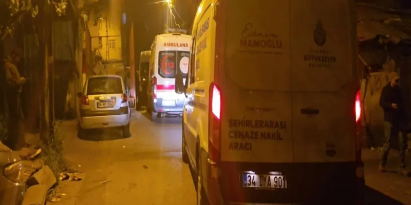 Ümraniye'de Kan Donduran Cinayet! Kadın Başından Vuruldu