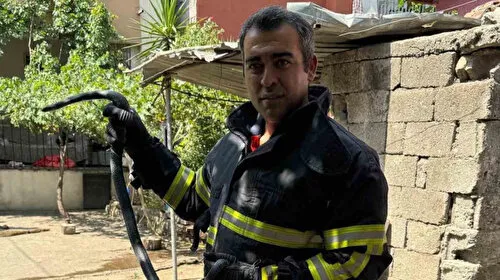 Payas'ta Evde Yılan Paniği! İtfaiye Yetişti!