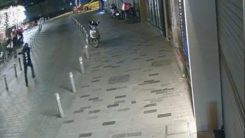 Polonya'dan Beyoğlu'na uzanan 'ortaklık' kavgası: "Sizi suç çetelerine havale ettik"