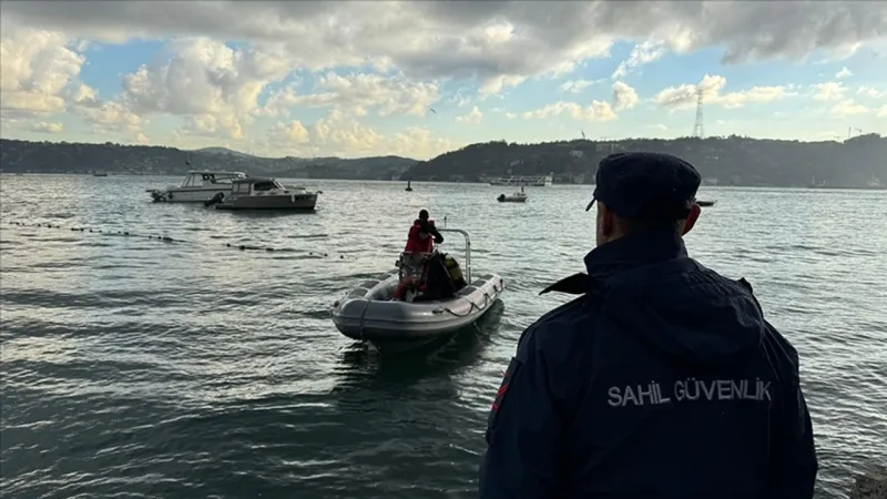 Sarıyer'de denizde kaybolan kişileri arama çalışmaları sürüyor