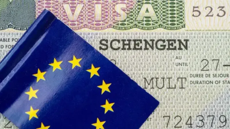 Schengen vizesinde yeni dönem: Ömer Bolat’tan önemli açıklama!
