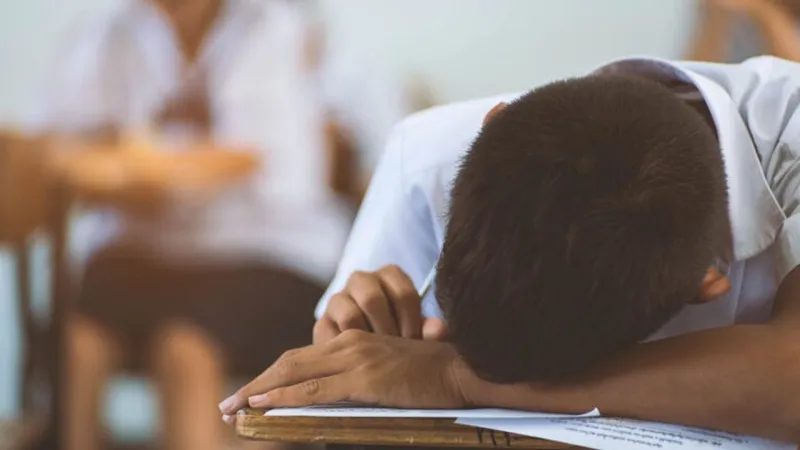Uzmanı uyardı: Sınav öncesi uykunuzu alın